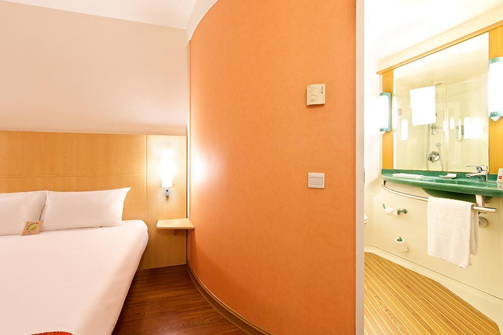 Ibis Chuzhou 1912 Hotel Eksteriør billede