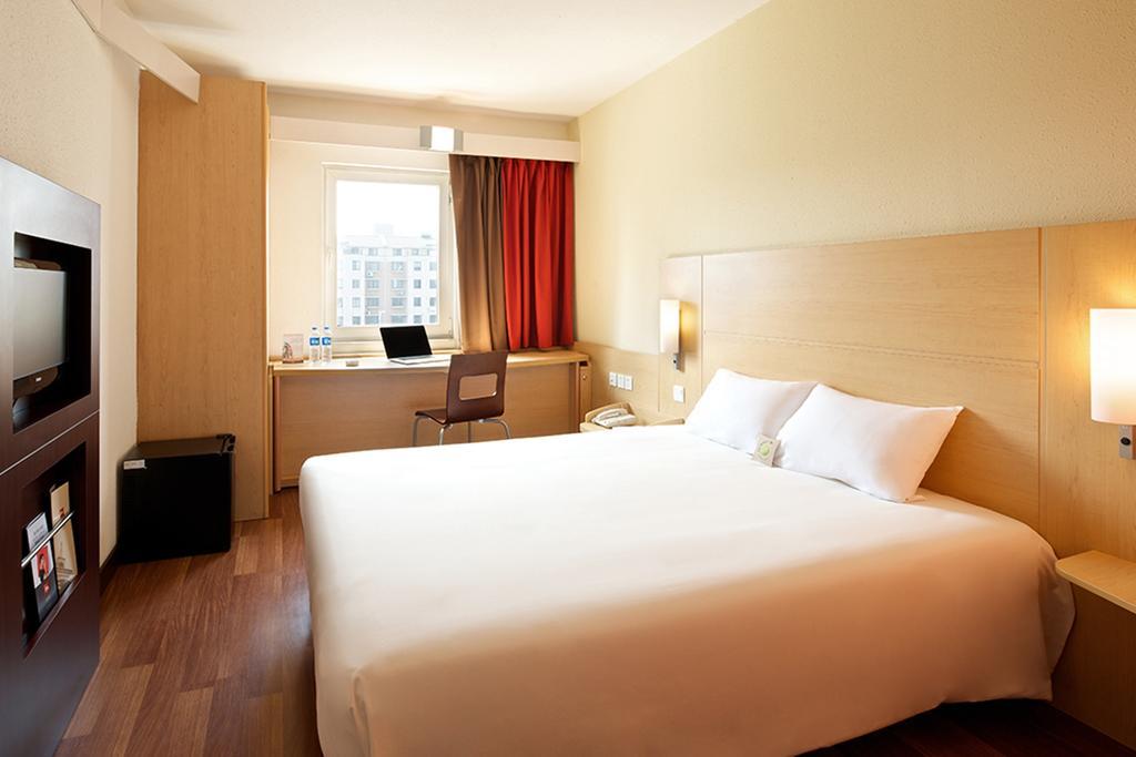 Ibis Chuzhou 1912 Hotel Eksteriør billede